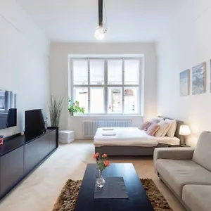  Apartment Luxury On Old Town Square Czech Republic